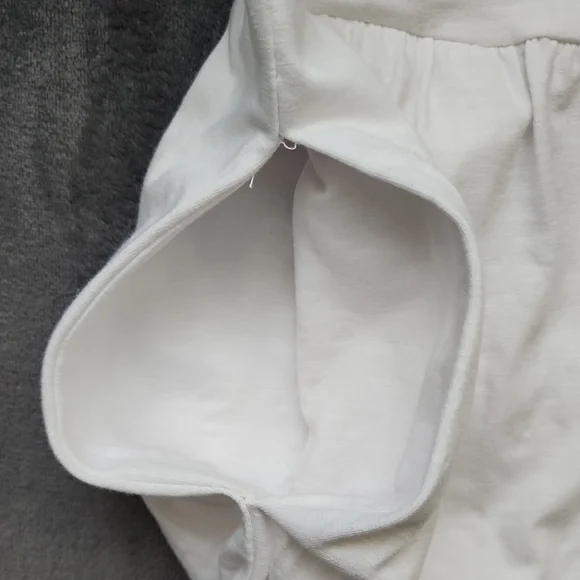 Old Navy White Short-Sleeve Tiered Maxi Dress With Pockets - Picture 5 of 6